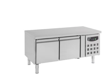 Refrigerated counter 650 height 2 doors