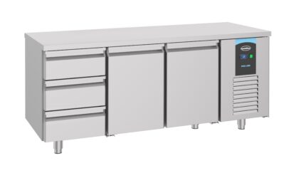 700 refrigerated counter 2 doors 3 drawers energy line